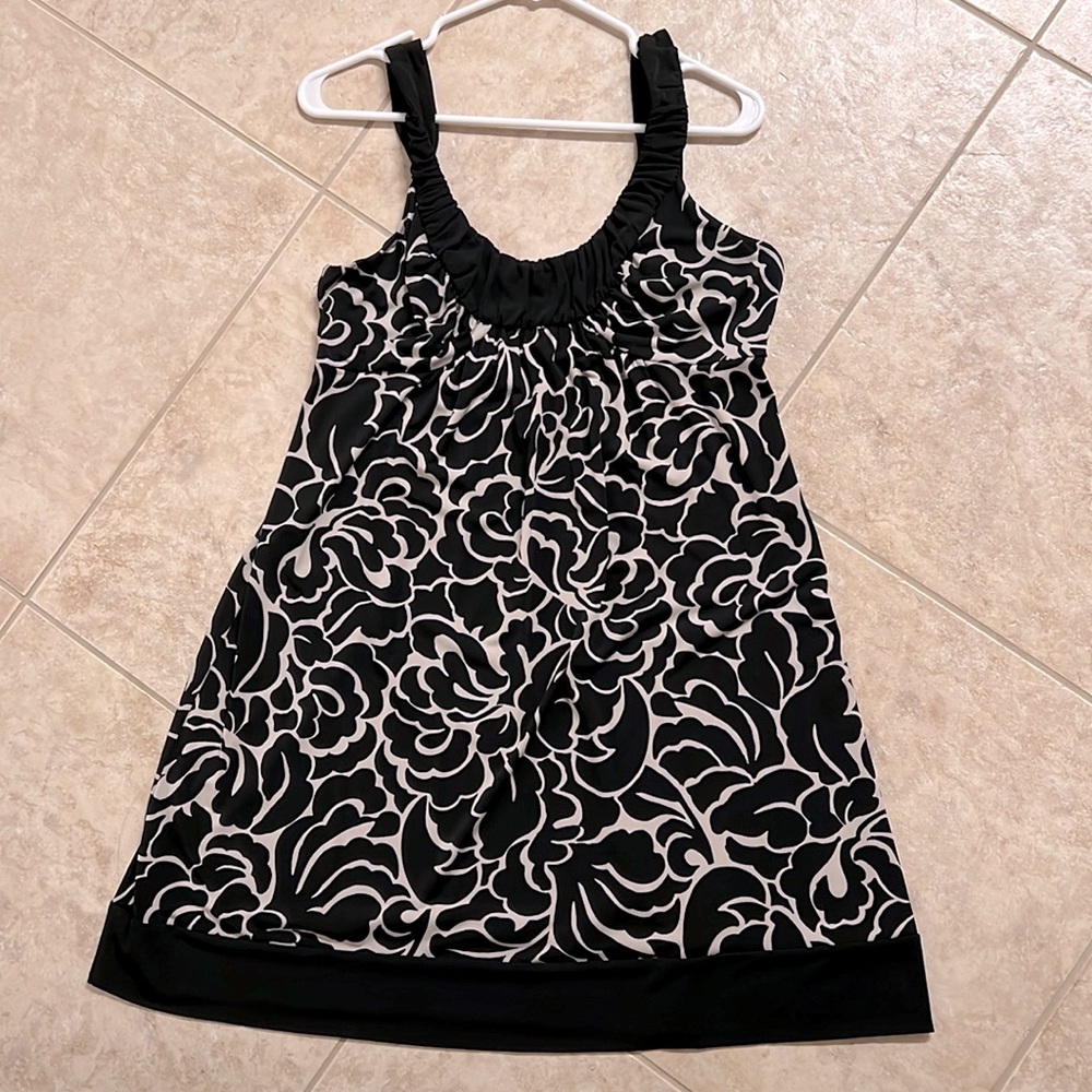 INC International Concepts below the knee dress. Womens size Large